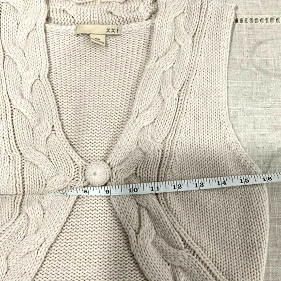 XXi Sleeveless One Button Cardigan Sweater Vest in Cream Size Medium - Picture 7 of 8